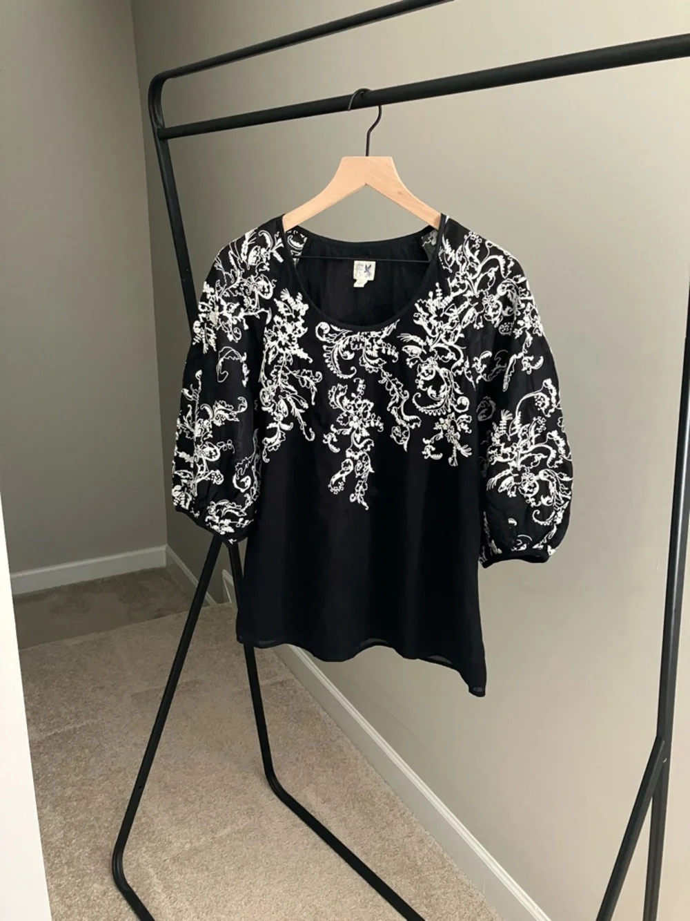 NWOT Anthropologie Black Top with White Floral Embroidery